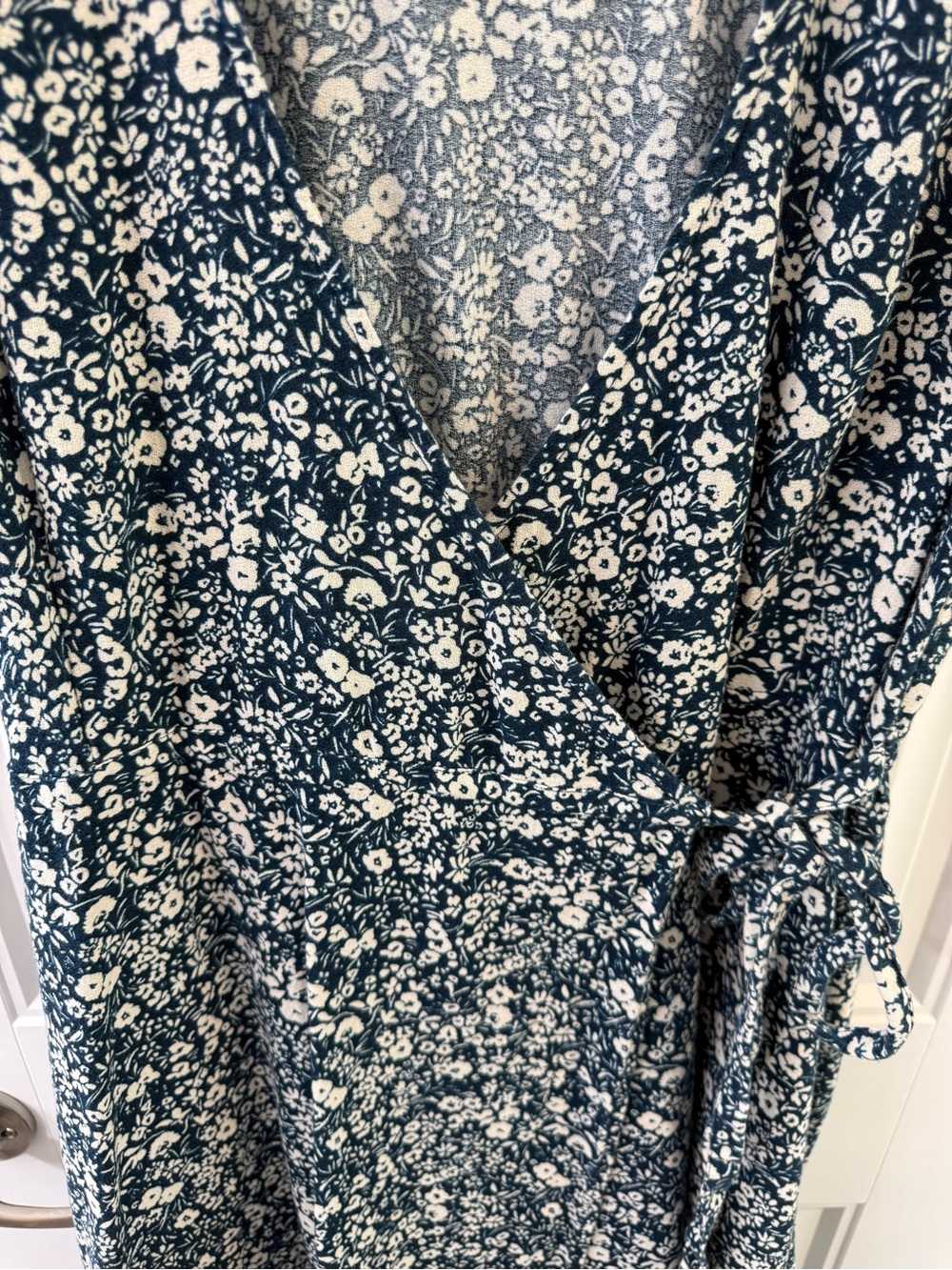Pact Organic Cotton Cafe Crepe Wrap Dress Floral Earth Friendly Midi Length Sz M - Picture 4 of 12